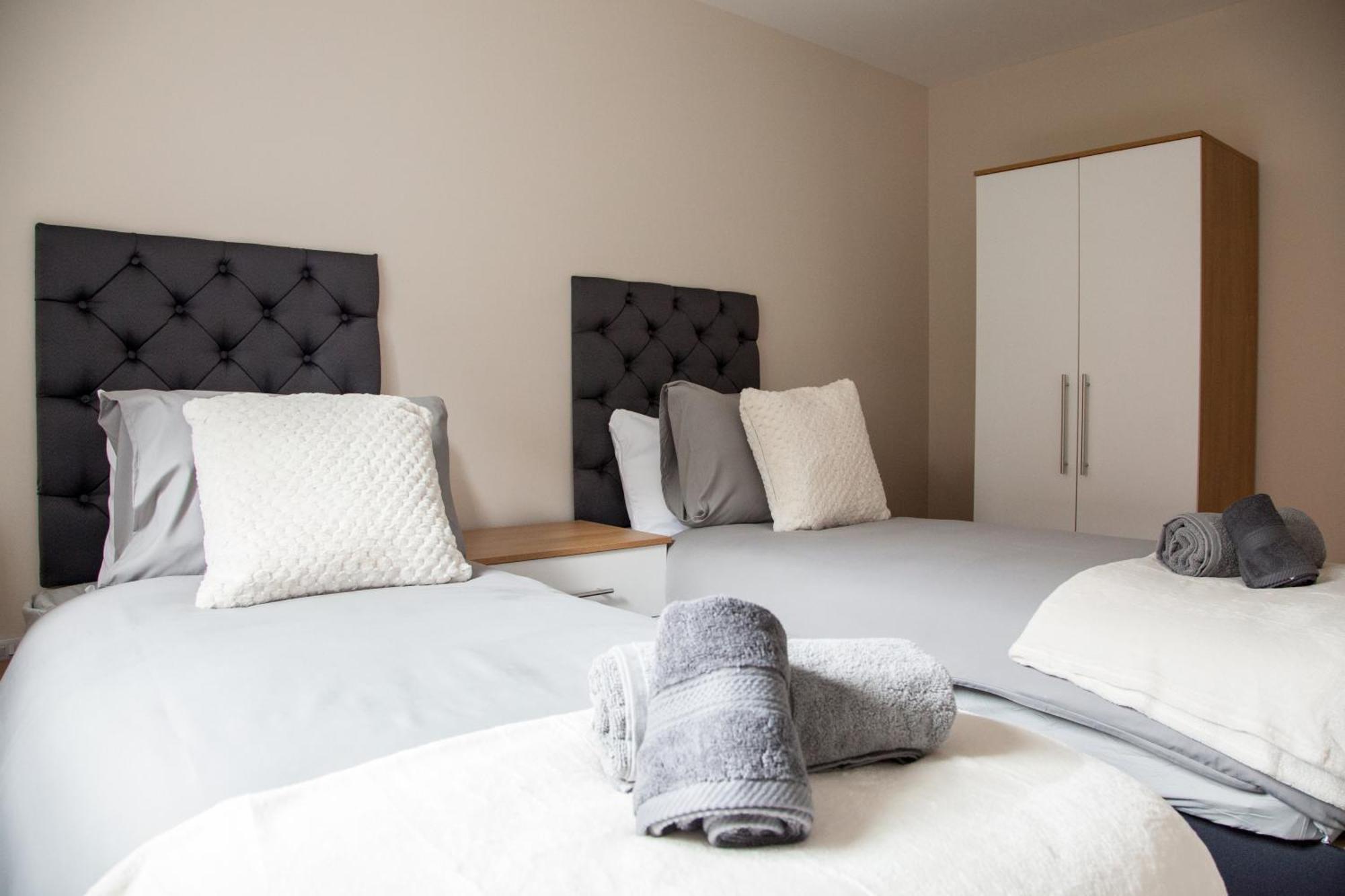 Modern 2Bd Apartment In Manchester City Экстерьер фото