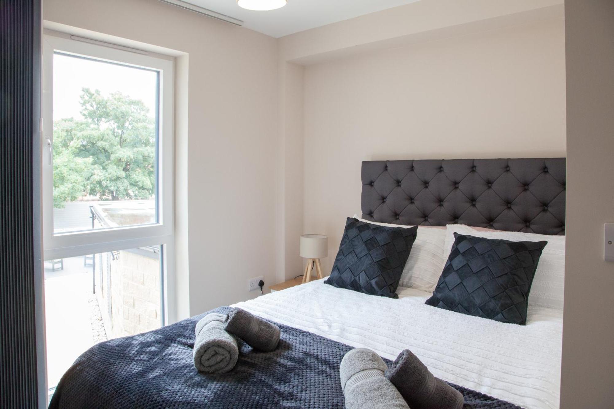 Modern 2Bd Apartment In Manchester City Экстерьер фото