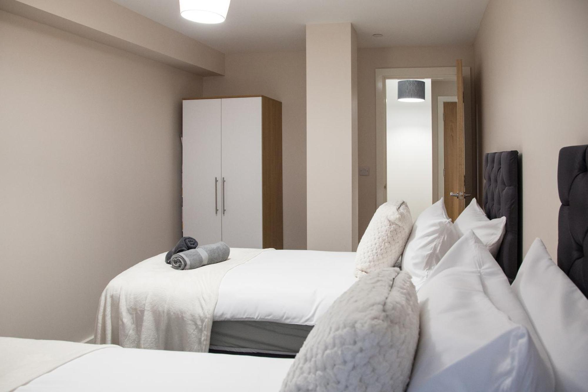 Modern 2Bd Apartment In Manchester City Экстерьер фото