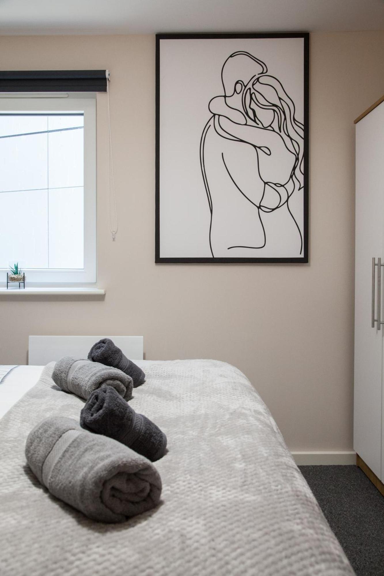 Modern 2Bd Apartment In Manchester City Экстерьер фото